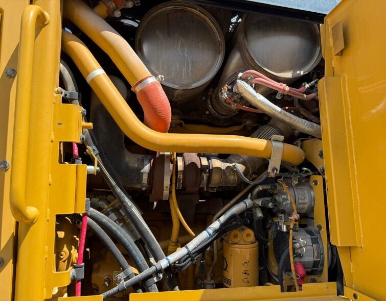 CATERPILLAR 12M3 AWD **MATRICULADA**